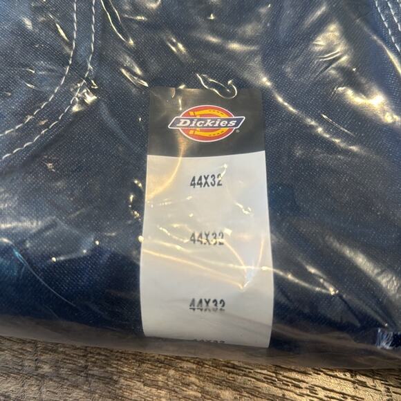 NWT Dickies Indigo Bib Overalls Size 44x32 - Picture 4 of 5